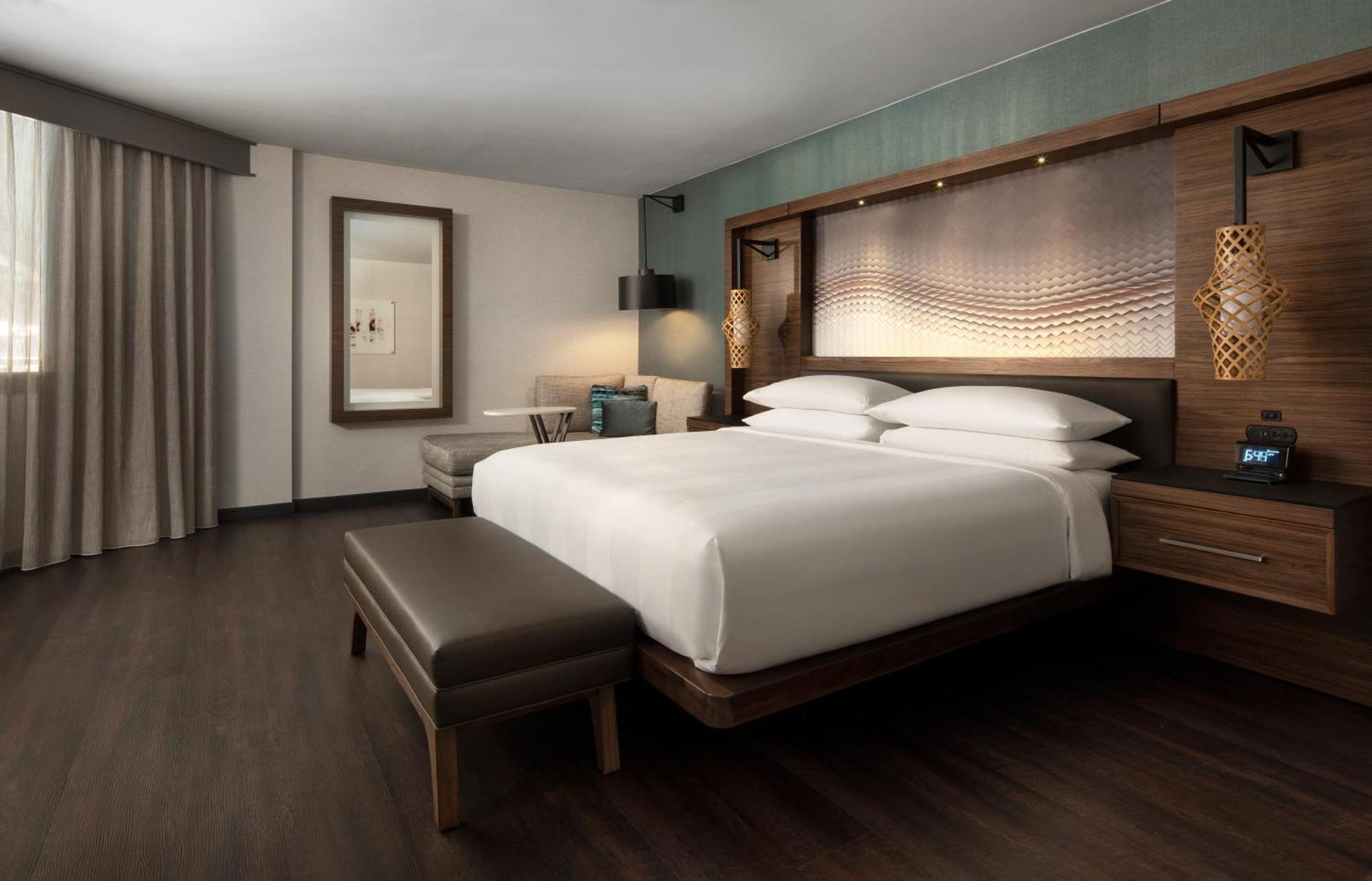 Отель Seattle Airport Marriott Ситак Экстерьер фото